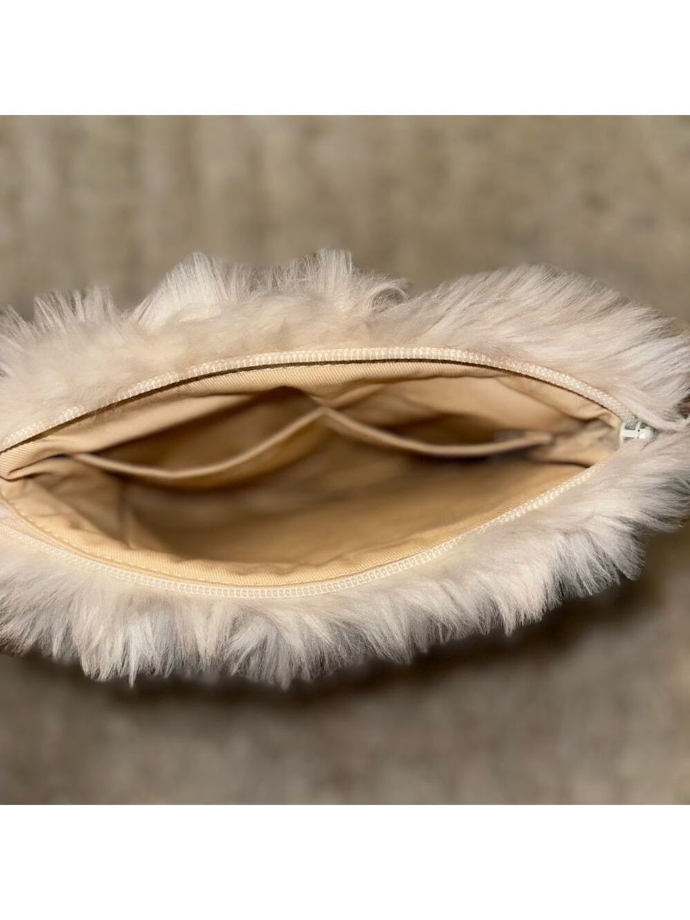 Nordstrom Faux Fur Pouch Ivory - Picture 8 of 8